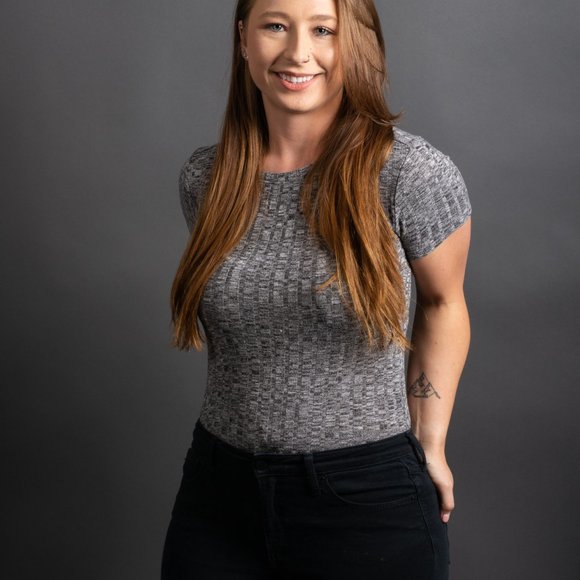 Grey Ribbed Tee Bodysuit by Forever 21 - Picture 2 of 10